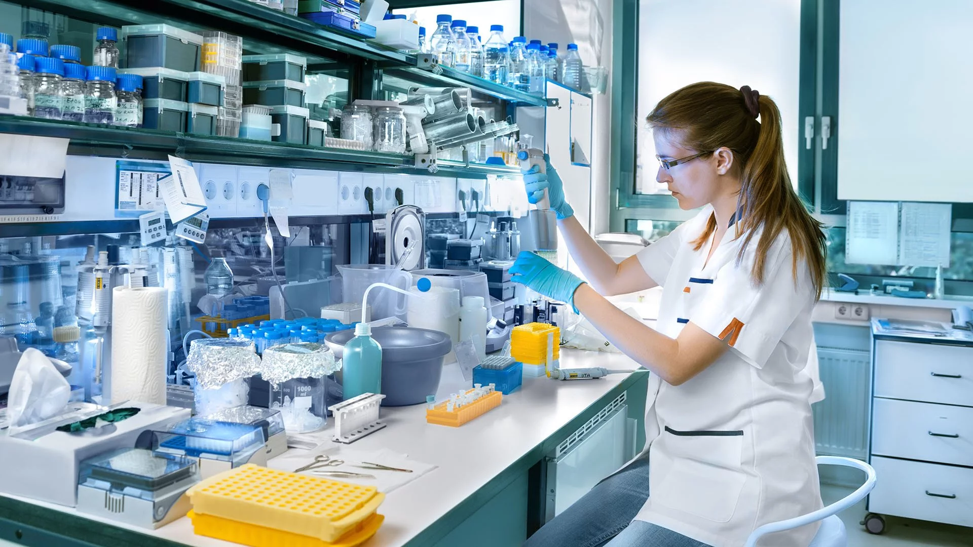 A female scientist working in a laboratory.