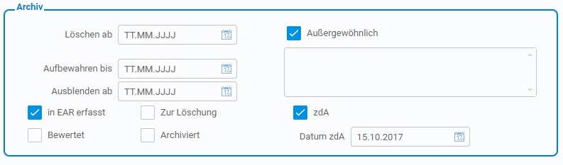 Ein deutsches Formular mit Feldern für „Löschen ab“, „Aufbewahren bis“ und „Ausblenden ab“, enthält Kontrollkästchen für „in EAR erfasst“, „Zur Löschung“ und mehr. Auf der rechten Seite befindet sich ein Textfeld mit der Aufschrift „Außergewöhnlich“ und ein Datum mit der Aufschrift „15.10.2017“.