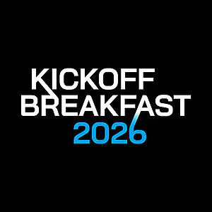 KICKOFF BREAKFAST" in weißen Großbuchstaben auf schwarzem Grund, darunter "2026" in blauer Schrift; der Schwanz des K bildet einen Teil der 6.