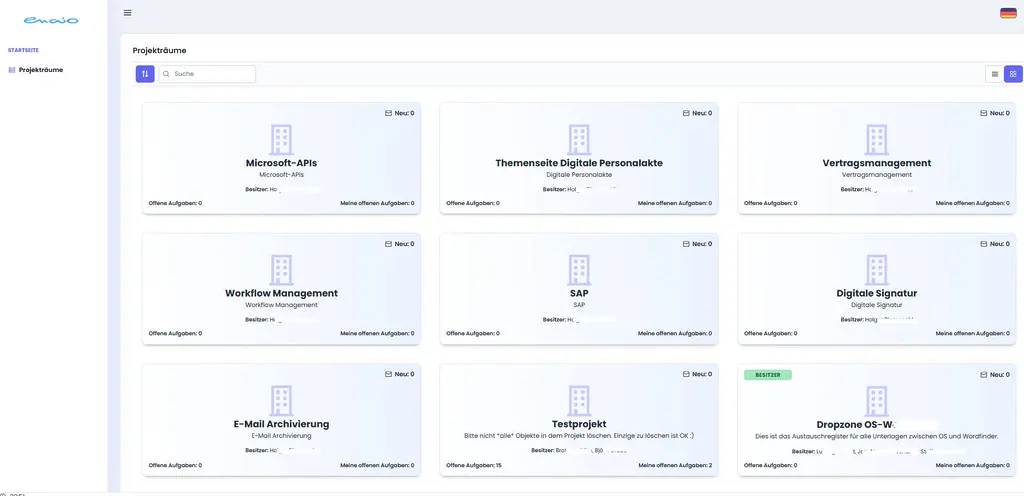Project management dashboard in German with nine project cards in a grid and a left sidebar. Cards show title, status, tasks, and icon.